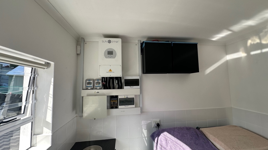 5 Bedroom Property for Sale in Dana Bay Western Cape